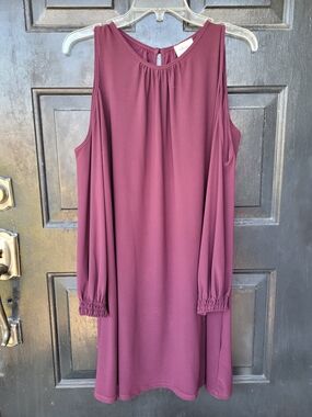 Womens Cold-Shoulder Long Sleeve Dress in Plum
